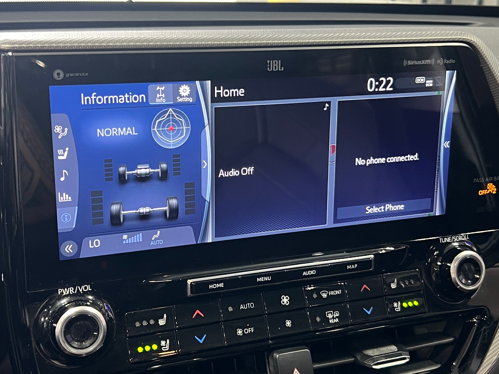Thumbnail: 2021 Toyota Highlander - 3
