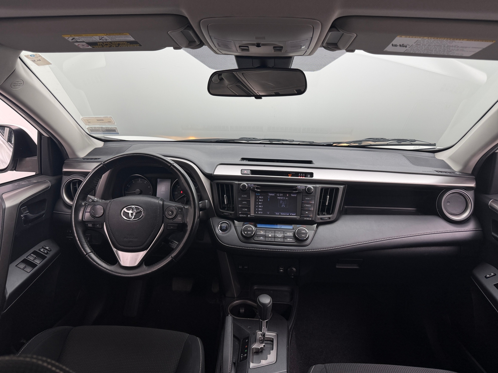 Thumbnail: 2018 Toyota RAV4 - 3