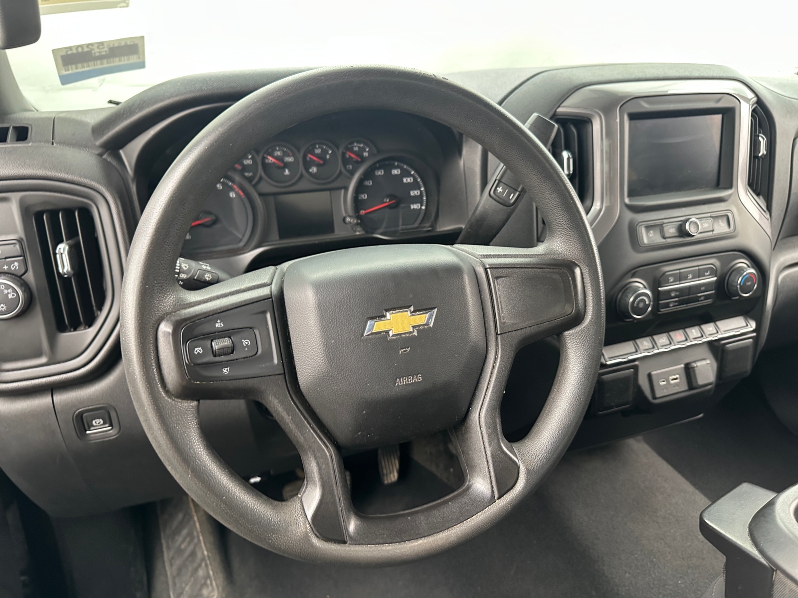 Thumbnail: 2022 Chevrolet Silverado 1500 - 5