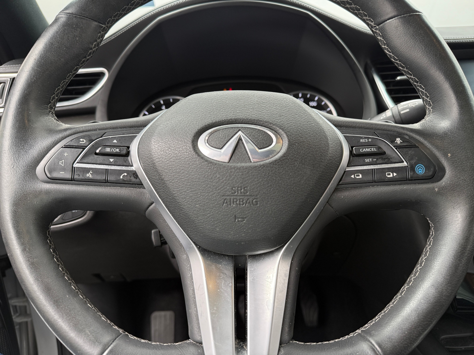 Thumbnail: 2023 INFINITI QX55 - 4