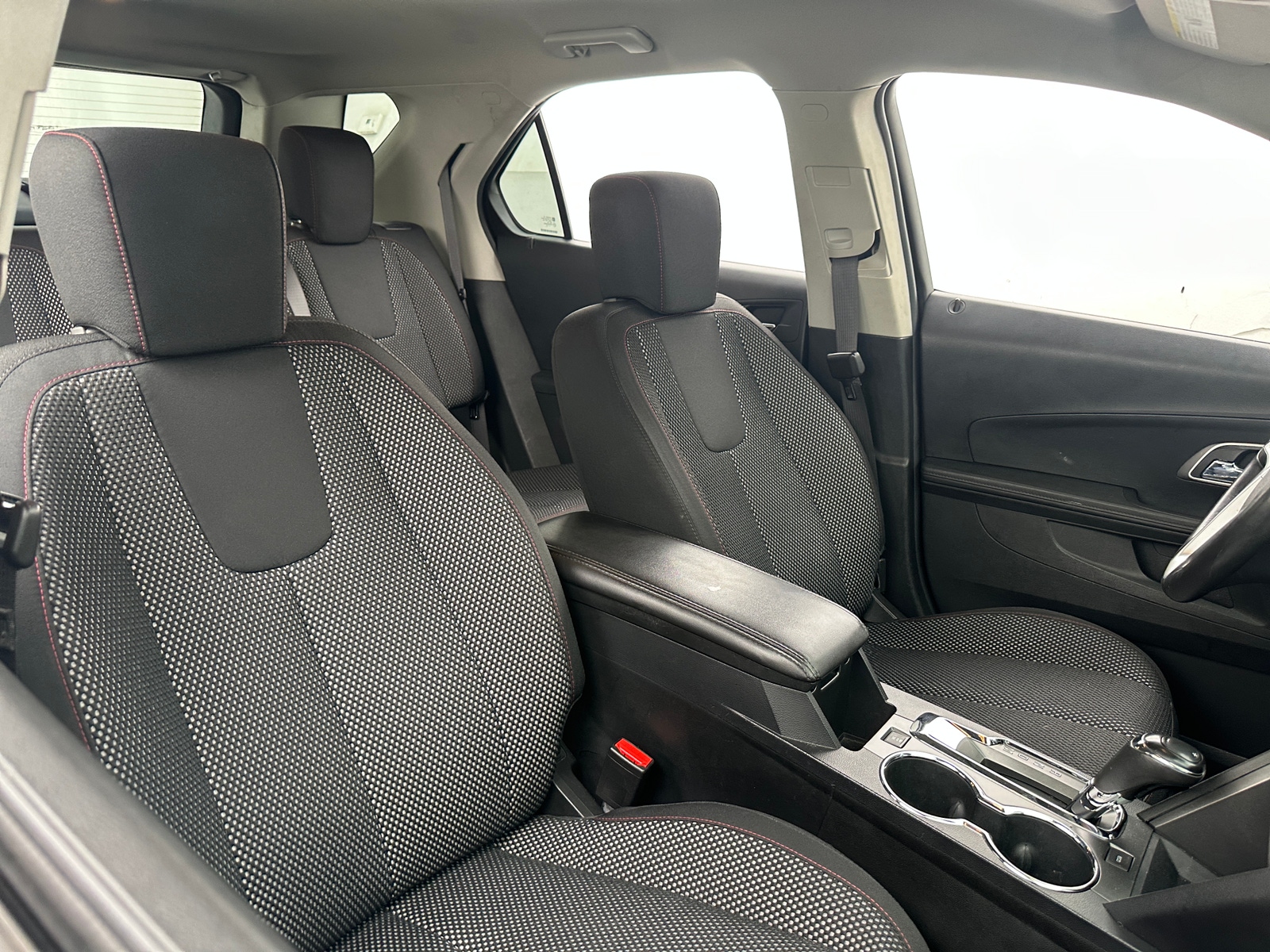 Thumbnail: 2017 Chevrolet Equinox - 2