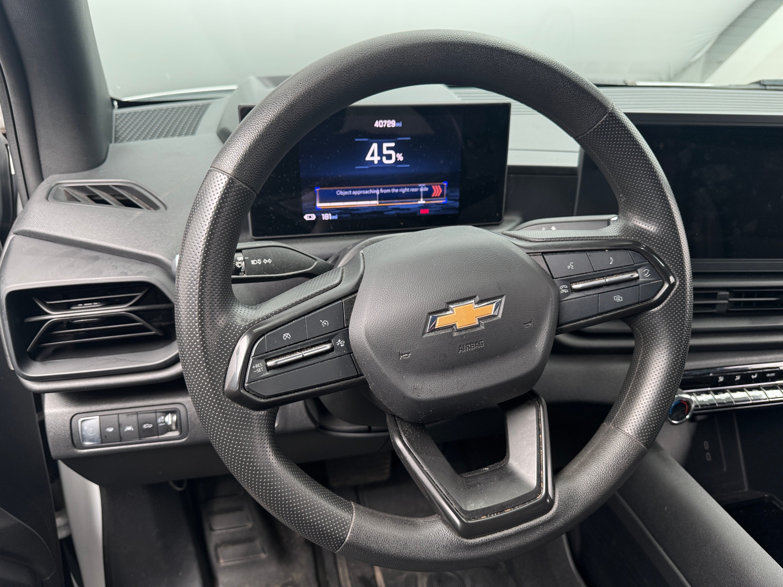 Thumbnail: 2024 Chevrolet Silverado EV - 4