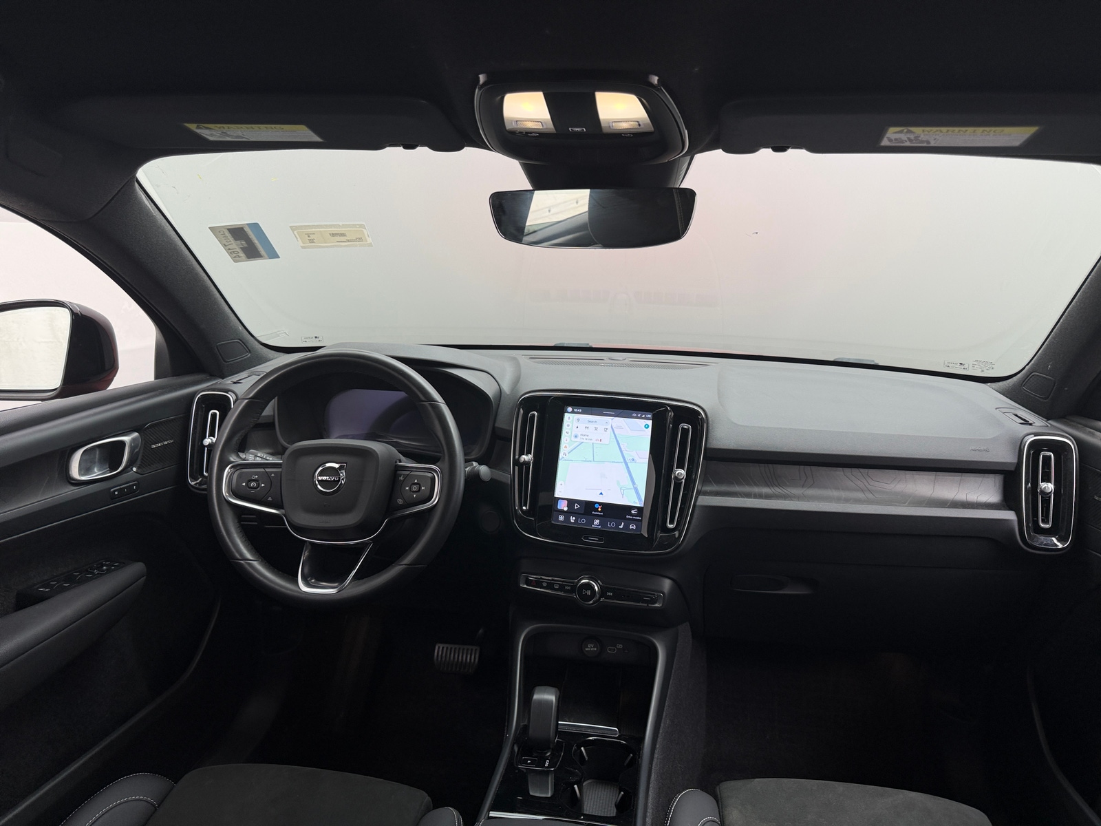 Thumbnail: 2023 Volvo C40 - 3