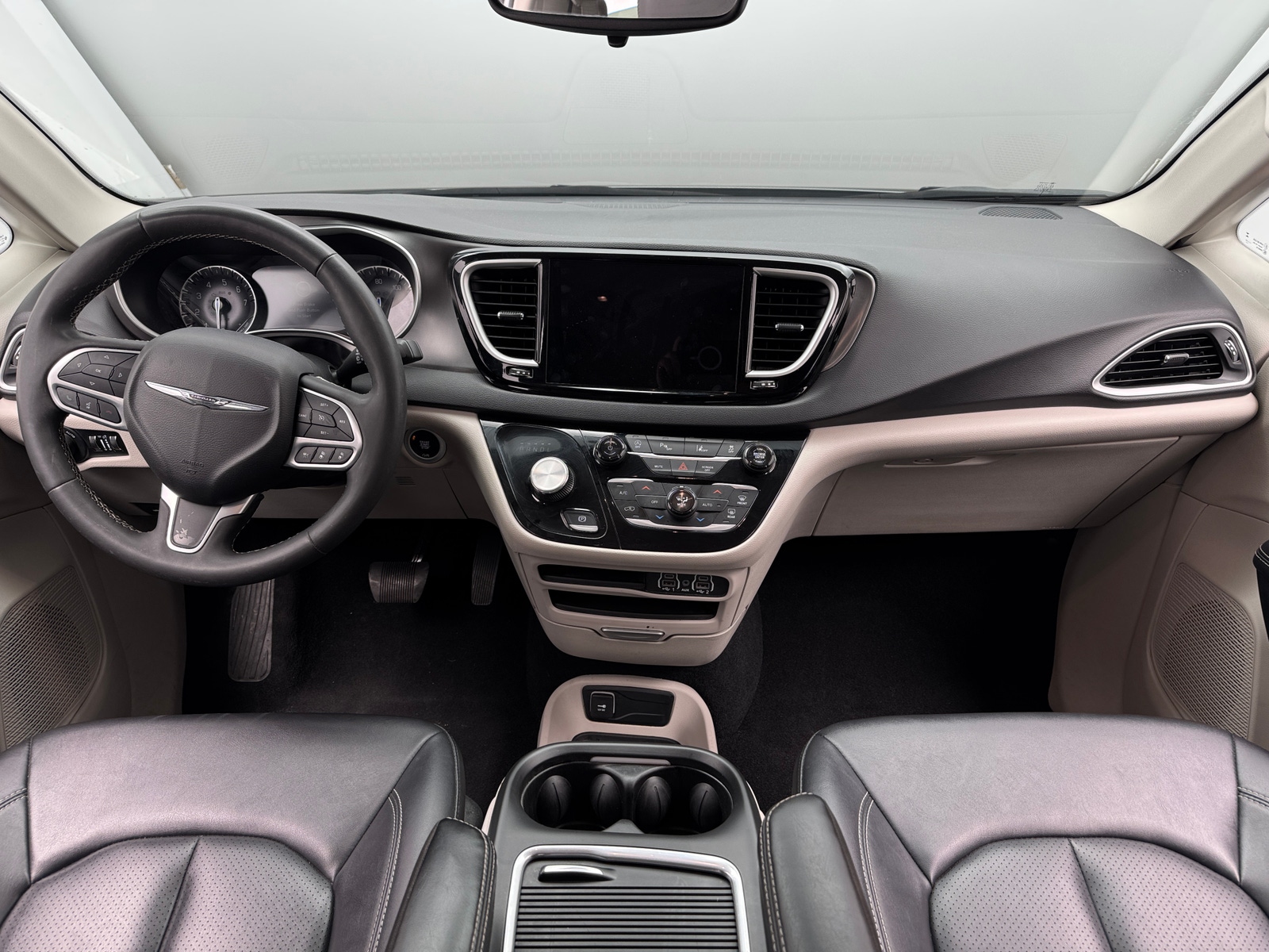 Thumbnail: 2024 Chrysler Pacifica - 2