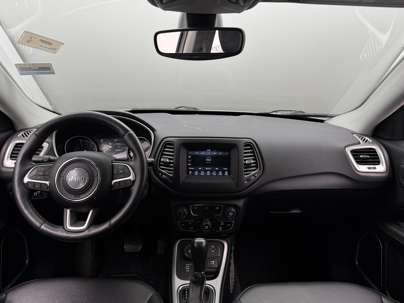 Thumbnail: 2018 Jeep Compass - 3