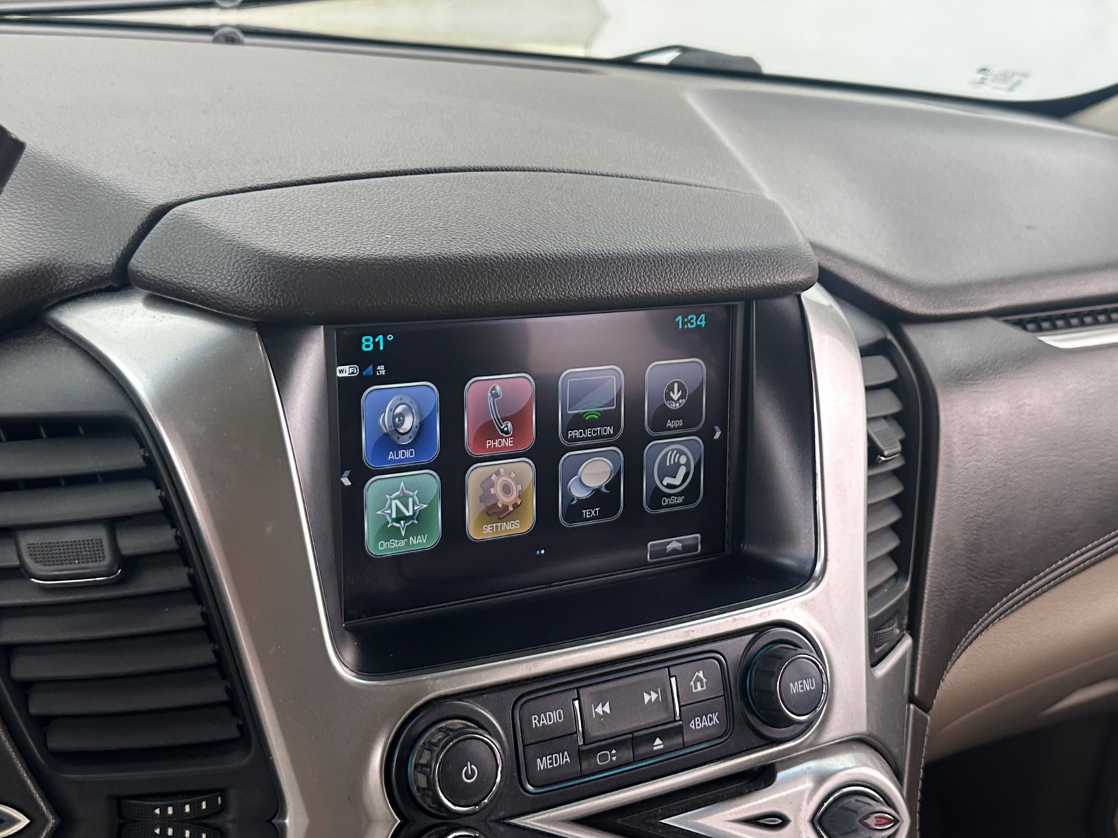 Thumbnail: 2017 Chevrolet Tahoe - 3