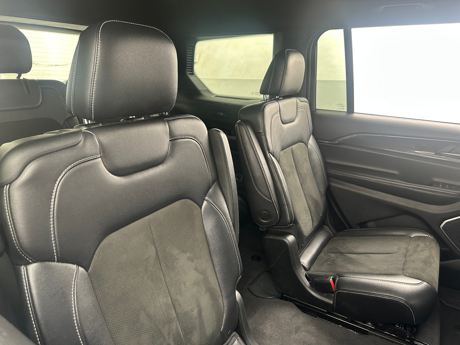 Thumbnail: 2021 Jeep Grand Cherokee L - 5
