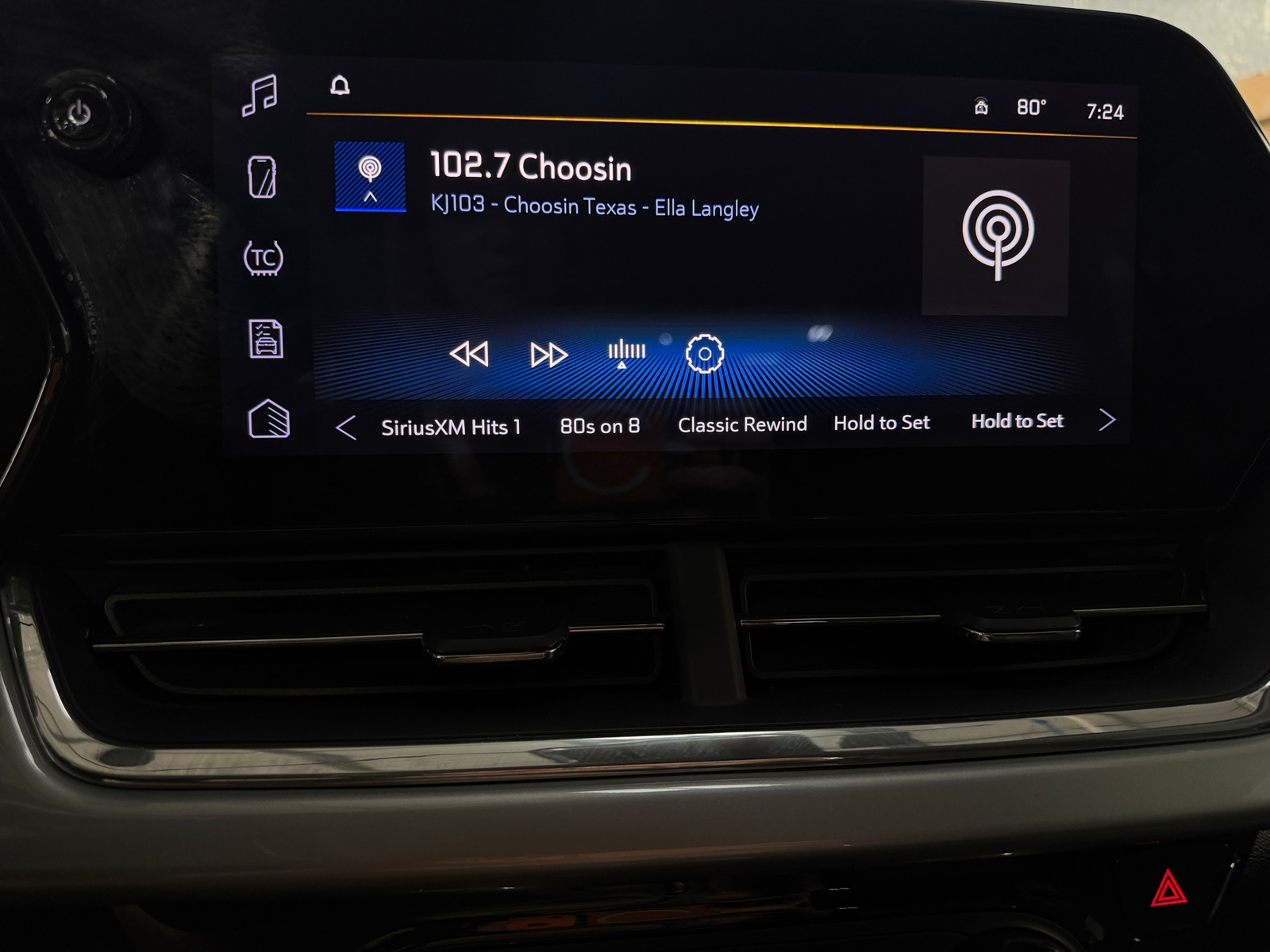 Thumbnail: 2025 Chevrolet Trax - 4