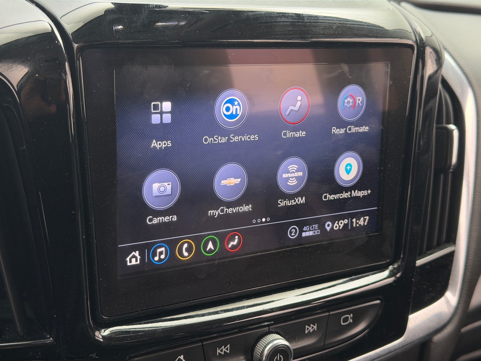 Thumbnail: 2020 Chevrolet Traverse - 4