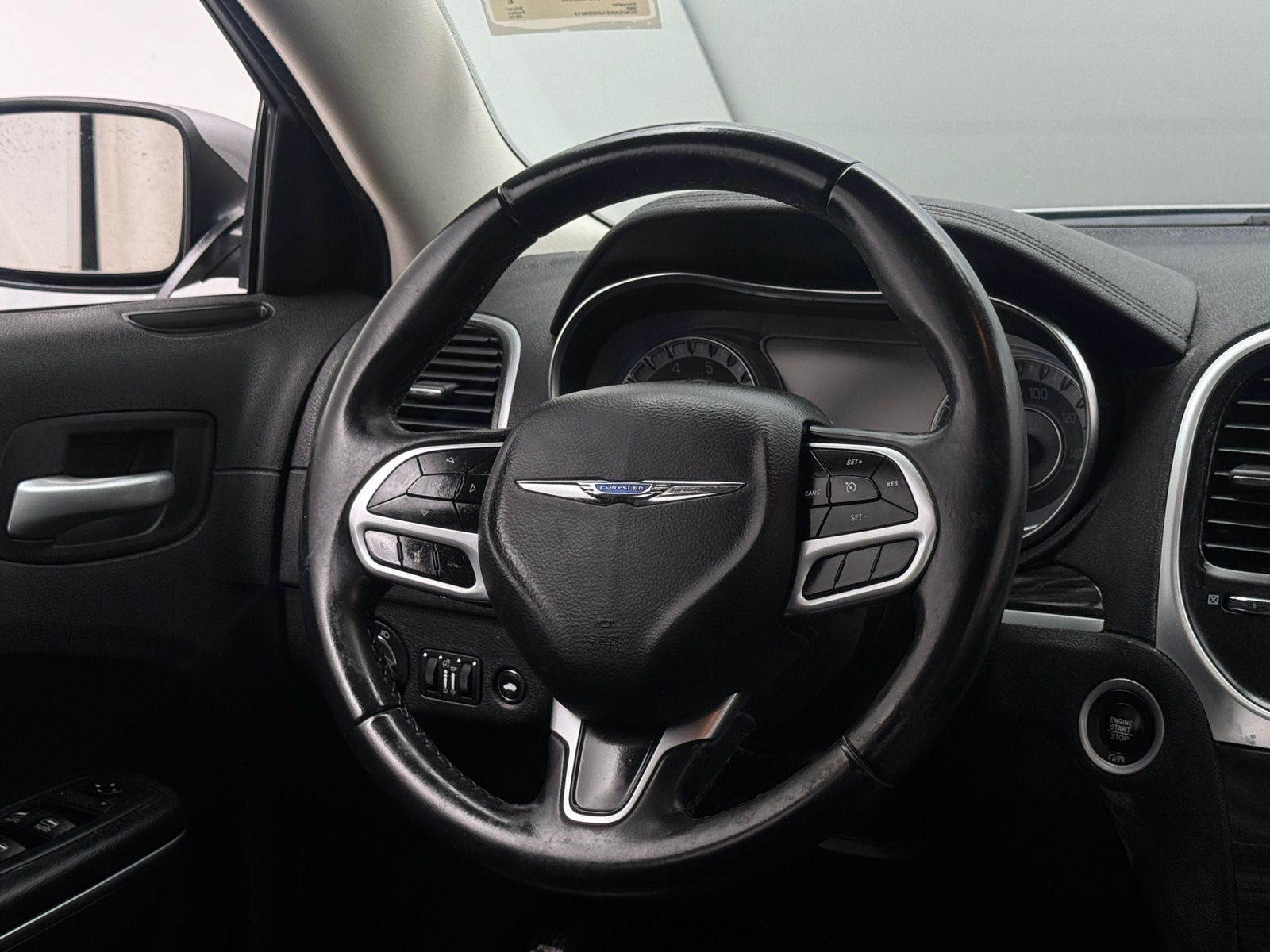 Thumbnail: 2018 Chrysler 300 - 4