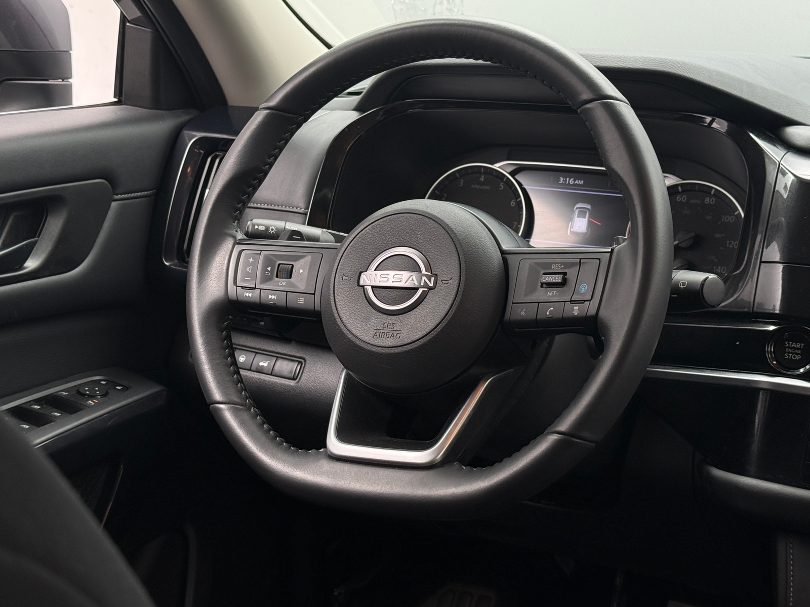 Thumbnail: 2025 Nissan Pathfinder - 5