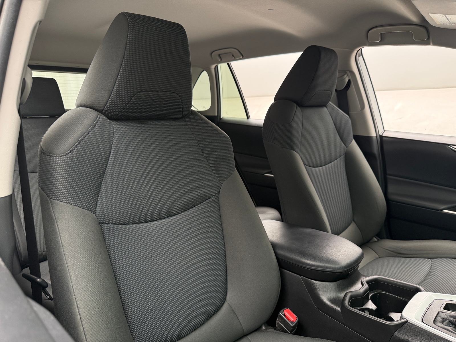 Thumbnail: 2021 Toyota RAV4 - 2