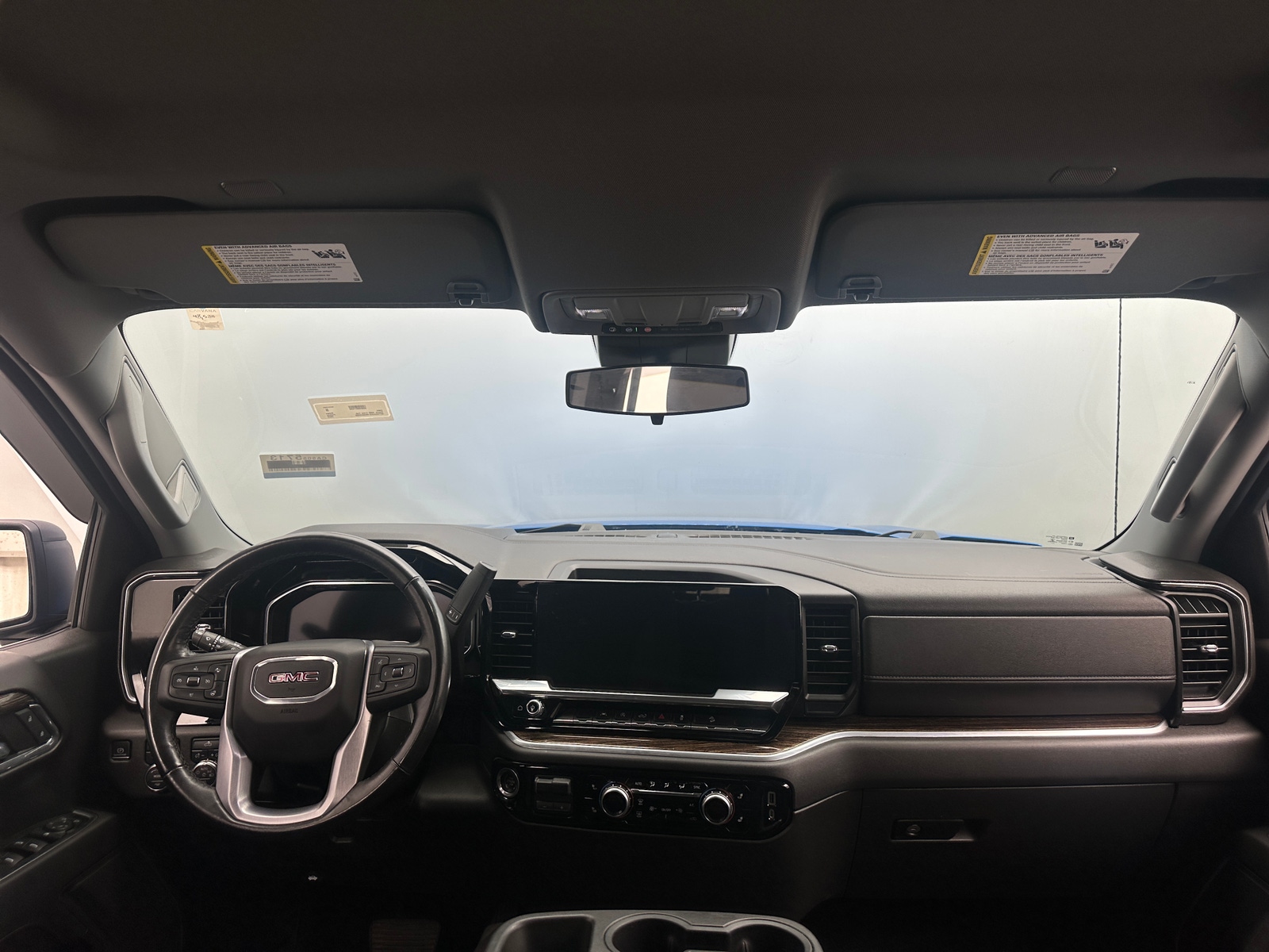 Thumbnail: 2022 GMC Sierra 1500 - 3