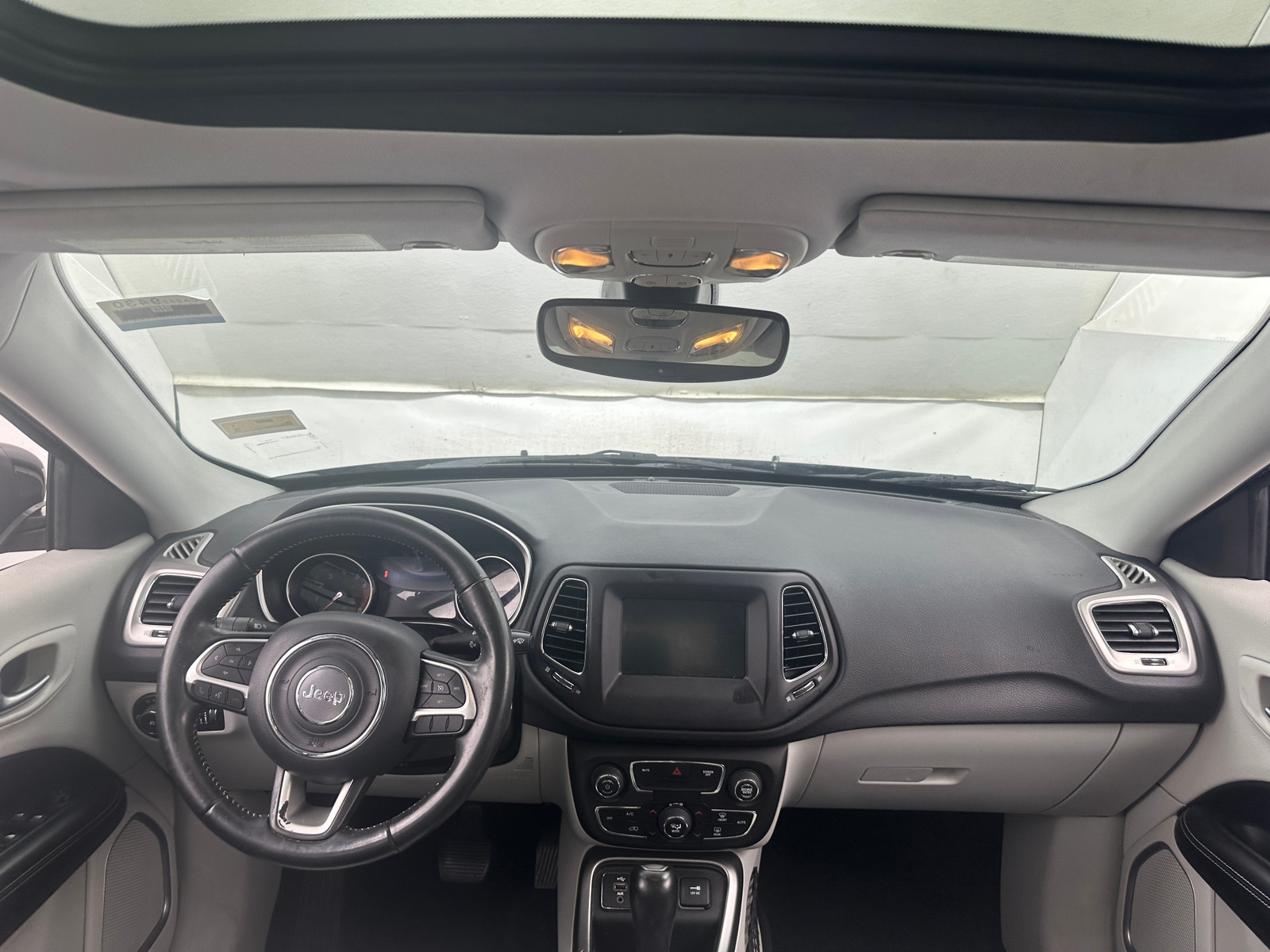 Thumbnail: 2019 Jeep Compass - 3