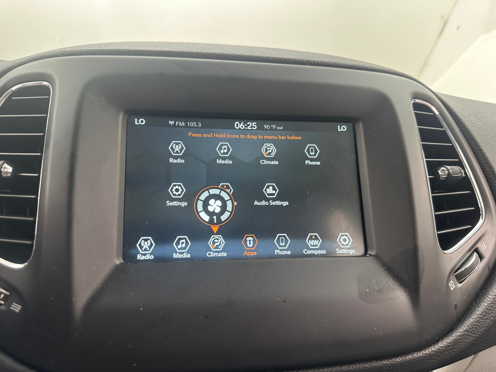 Thumbnail: 2019 Jeep Compass - 4