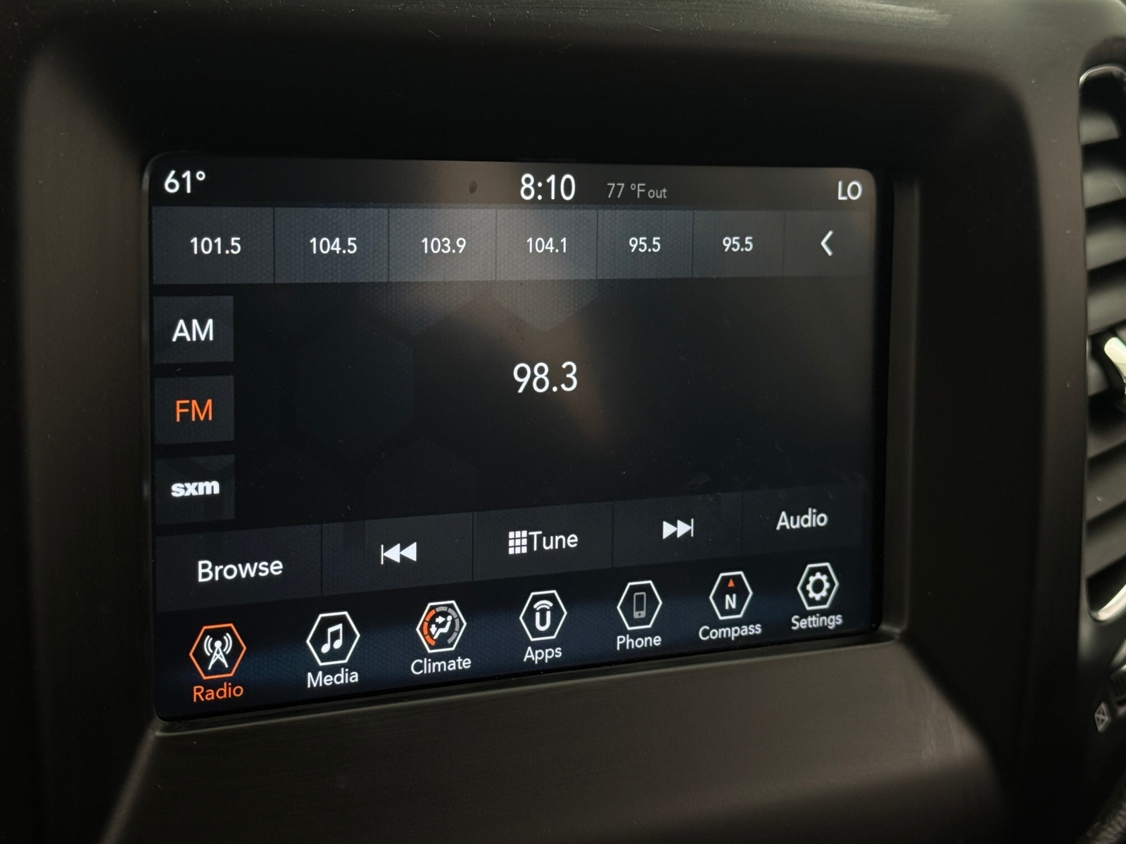 Thumbnail: 2019 Jeep Compass - 4