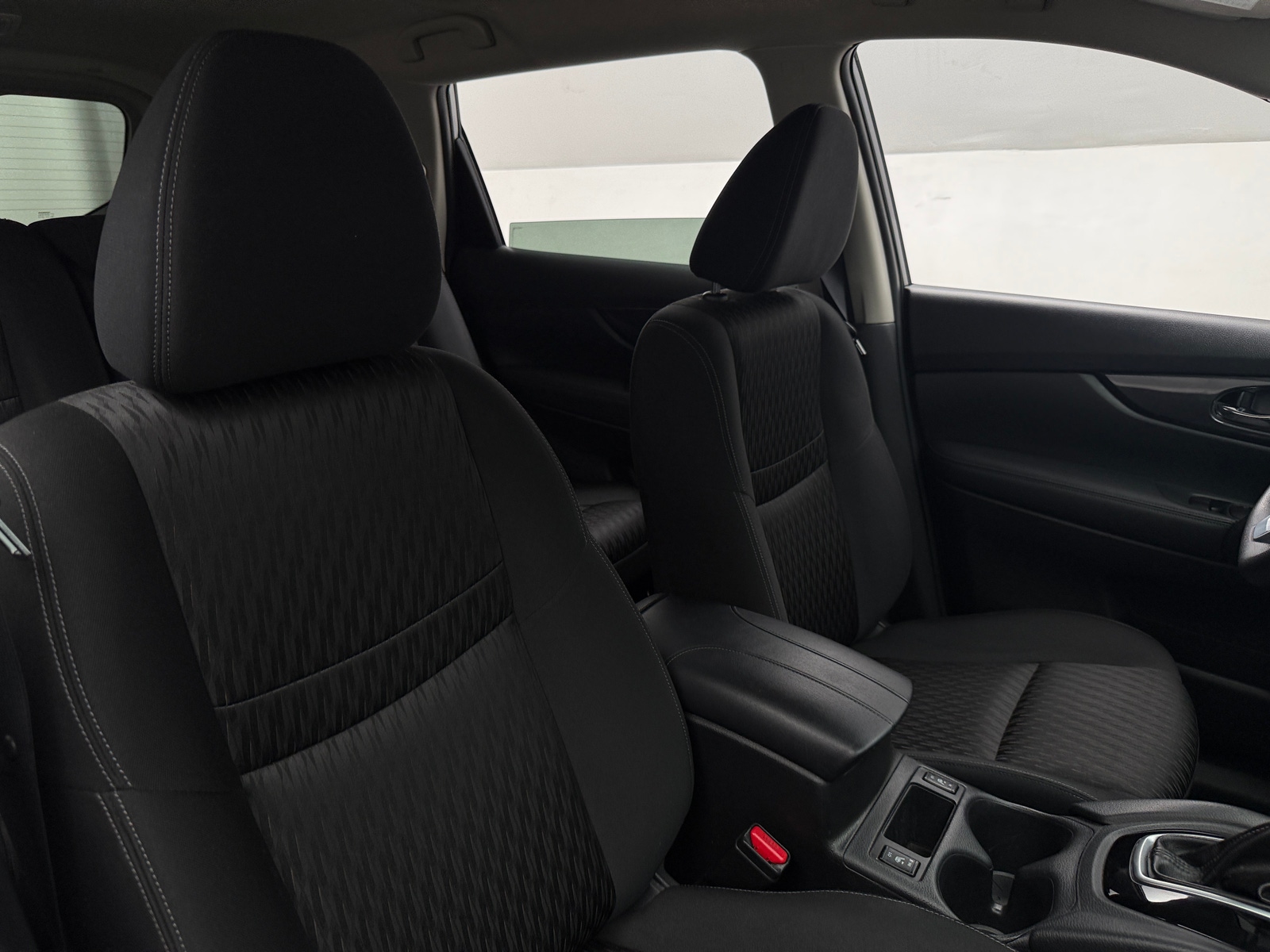 Thumbnail: 2019 Nissan Rogue - 2