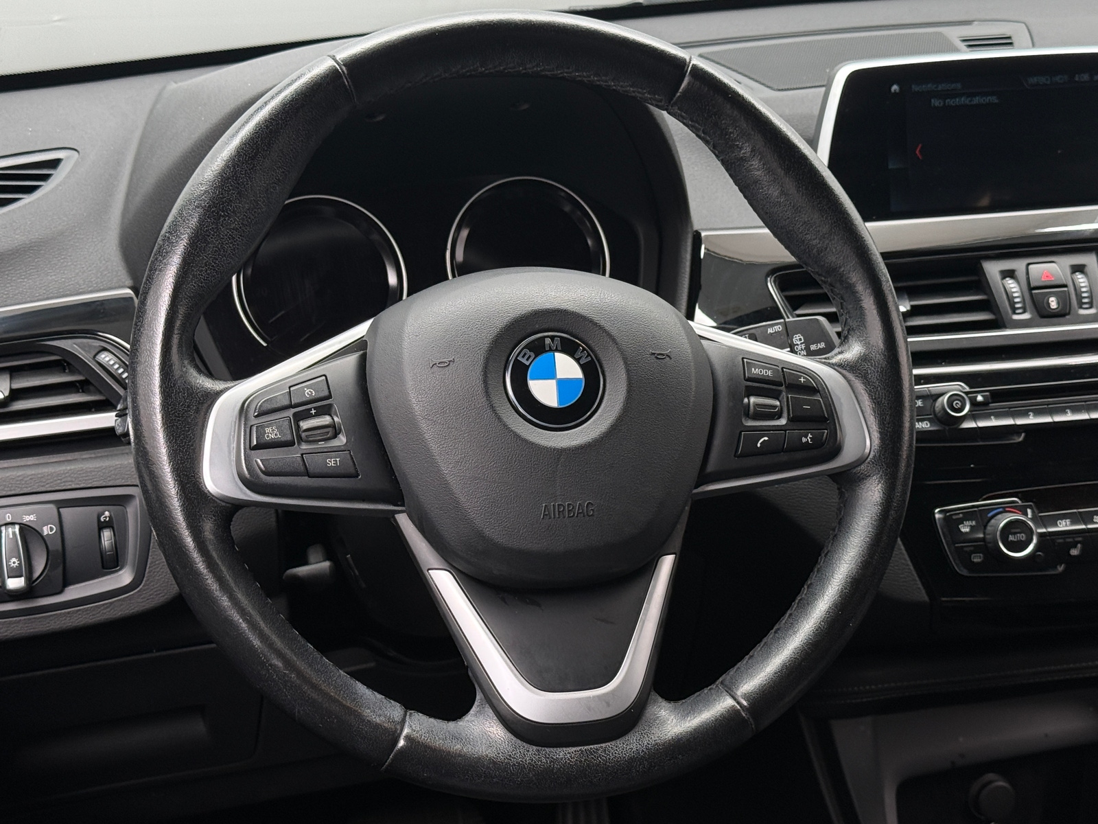 Thumbnail: 2019 BMW X1 - 4