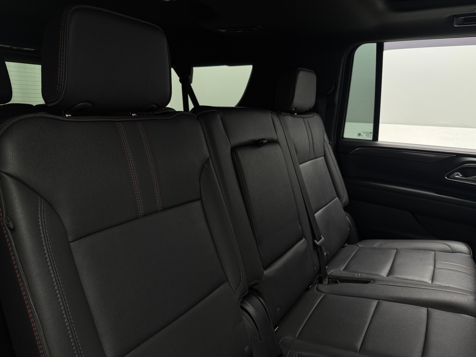 Thumbnail: 2023 Chevrolet Suburban - 5