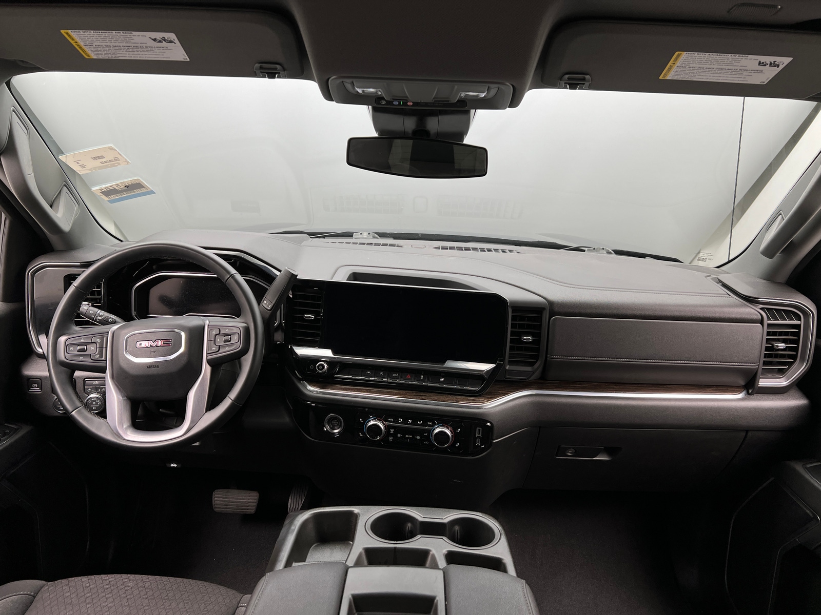 Thumbnail: 2023 GMC Sierra 1500 - 3