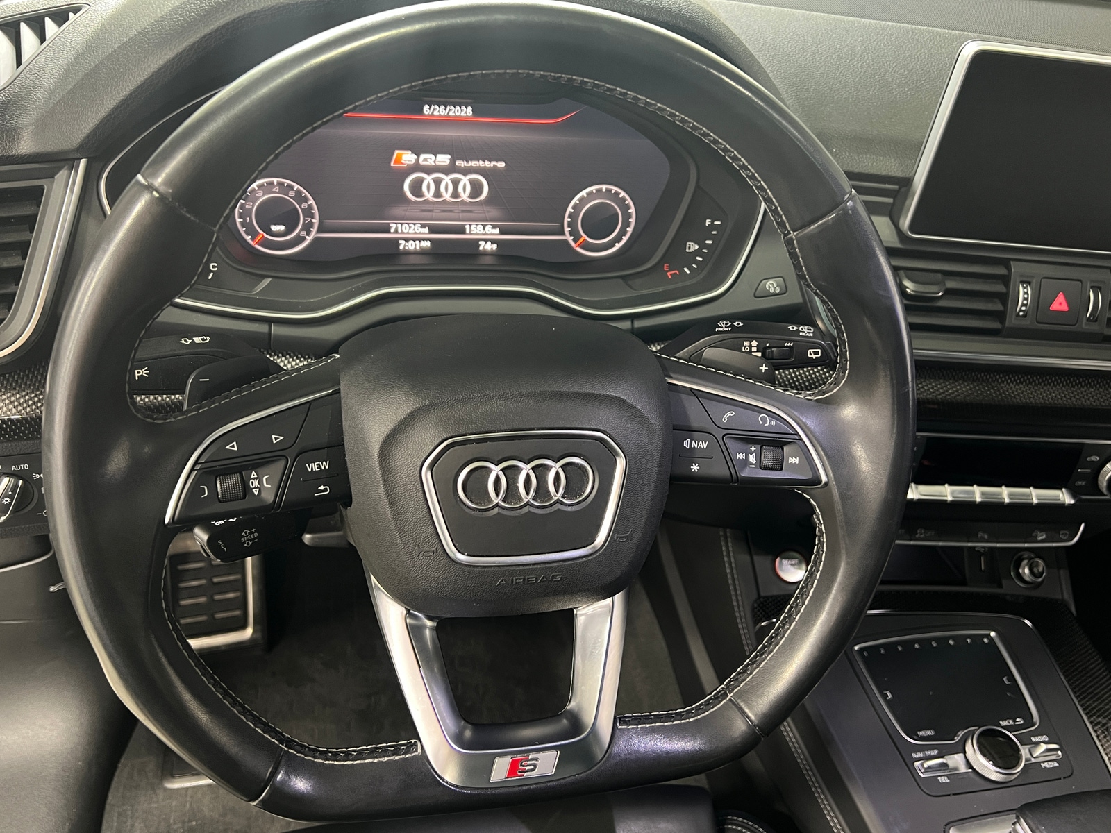 Thumbnail: 2019 Audi SQ5 - 4