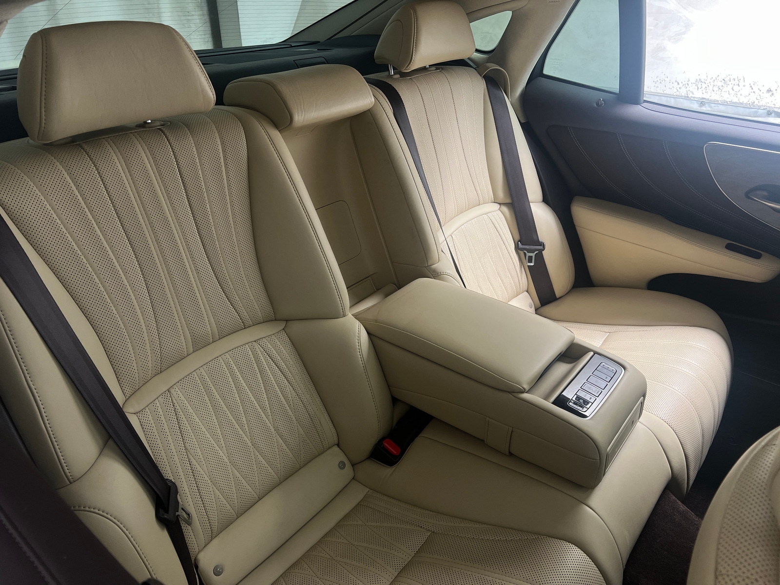 Thumbnail: 2018 Lexus LS - 6