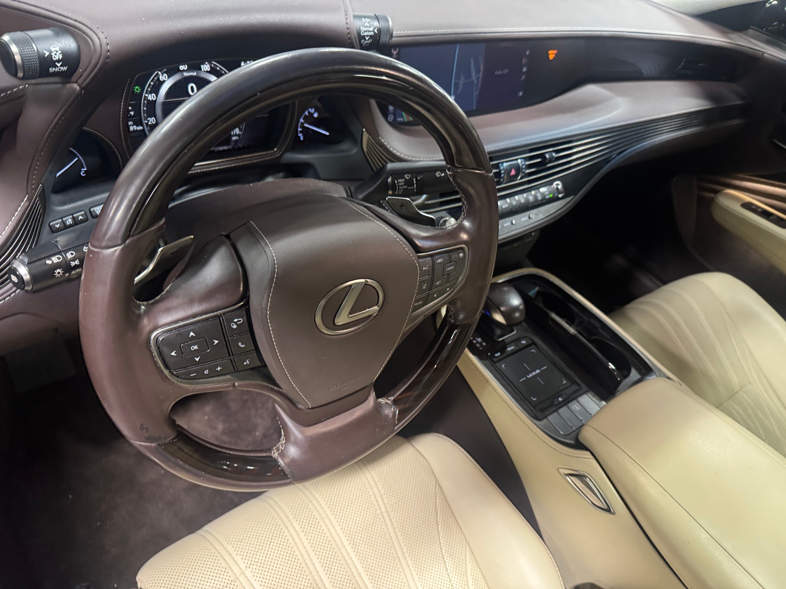 Thumbnail: 2018 Lexus LS - 5