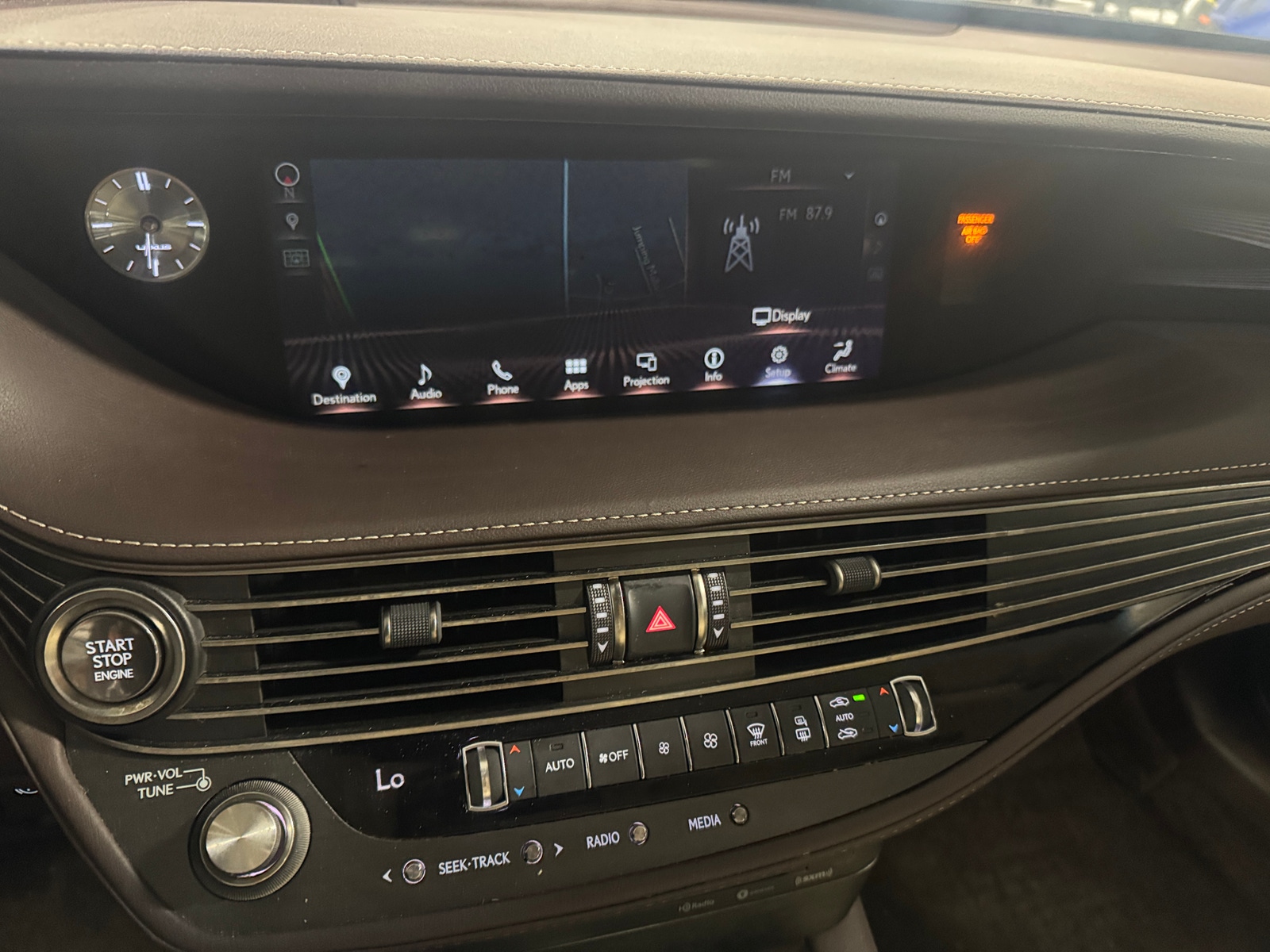 Thumbnail: 2018 Lexus LS - 4