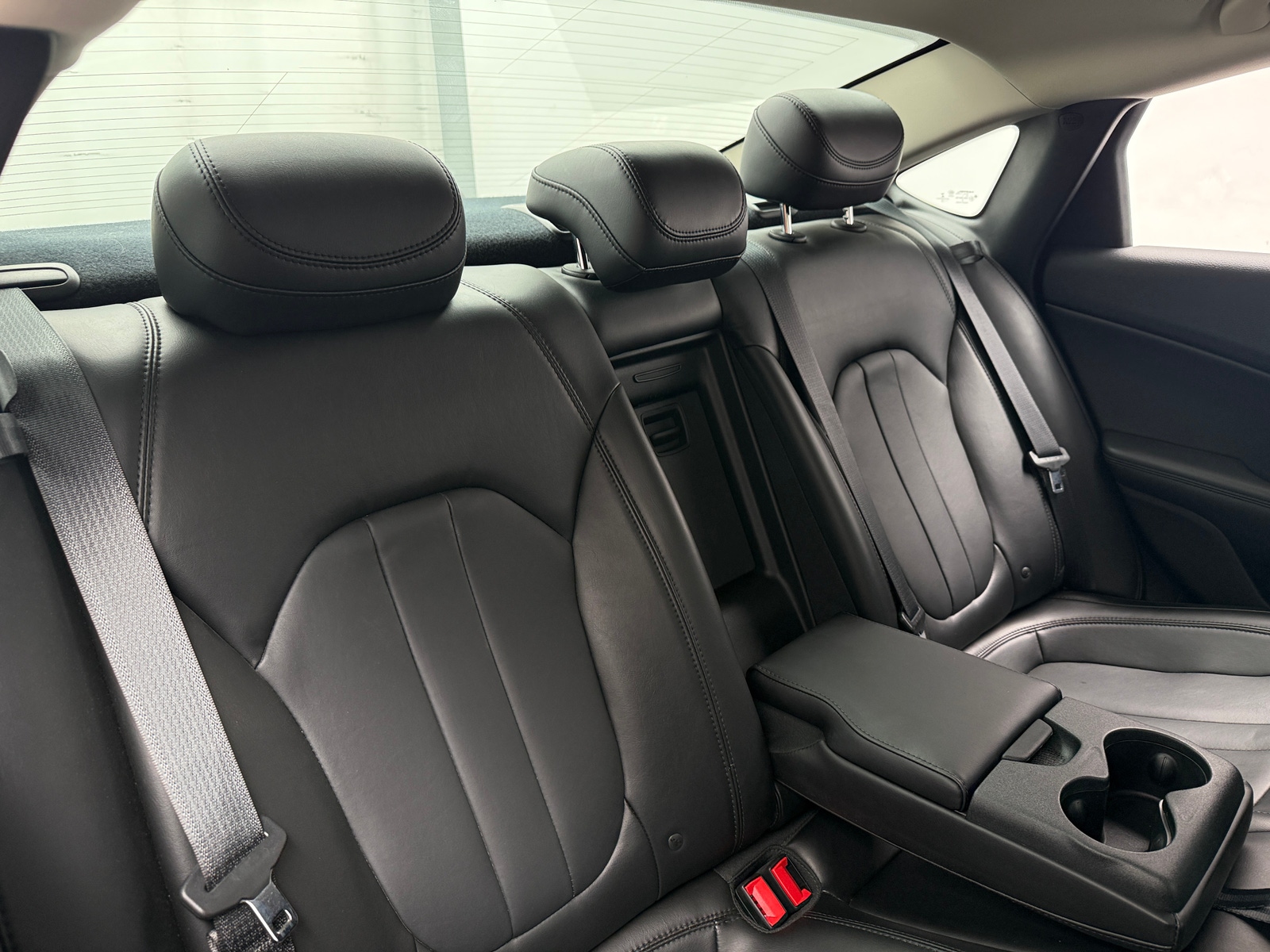 Thumbnail: 2015 Chrysler 200 - 5