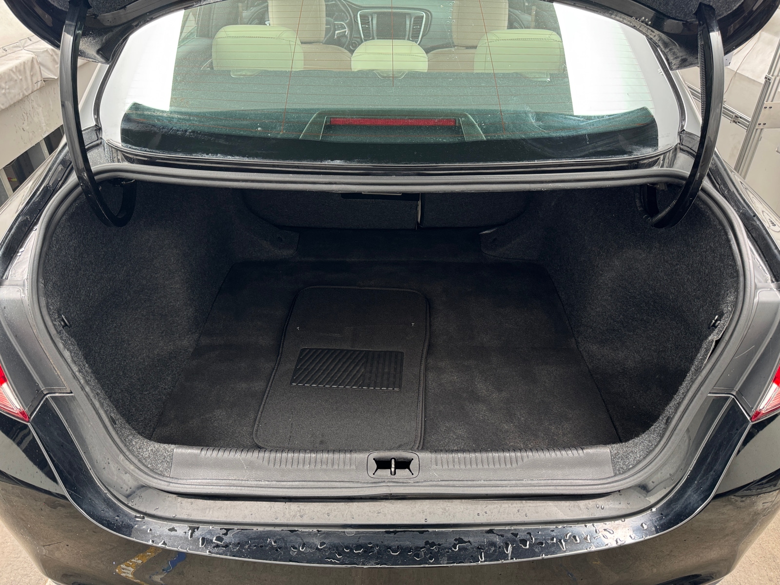 Thumbnail: 2016 Chrysler 200 - 6