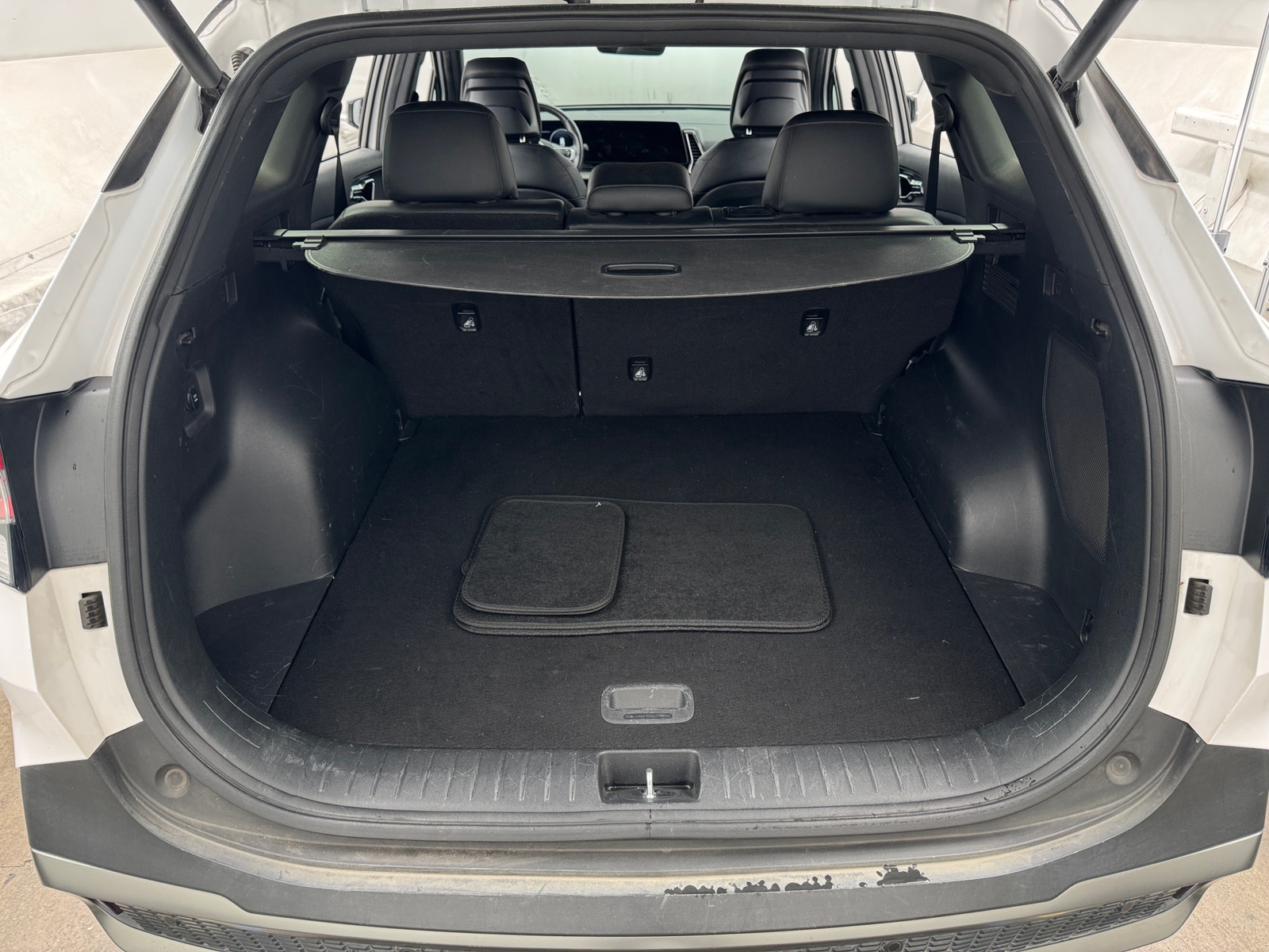 Thumbnail: 2023 Kia Sportage - 6