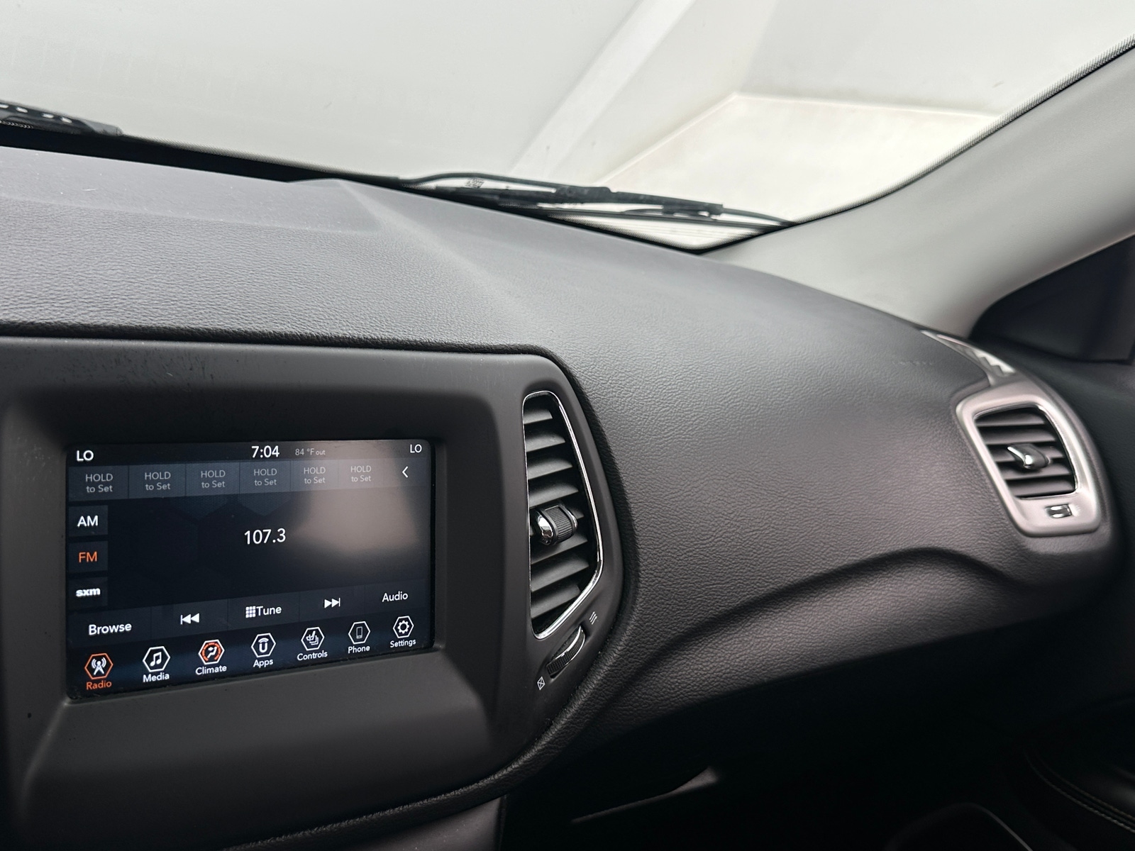 Thumbnail: 2019 Jeep Compass - 3