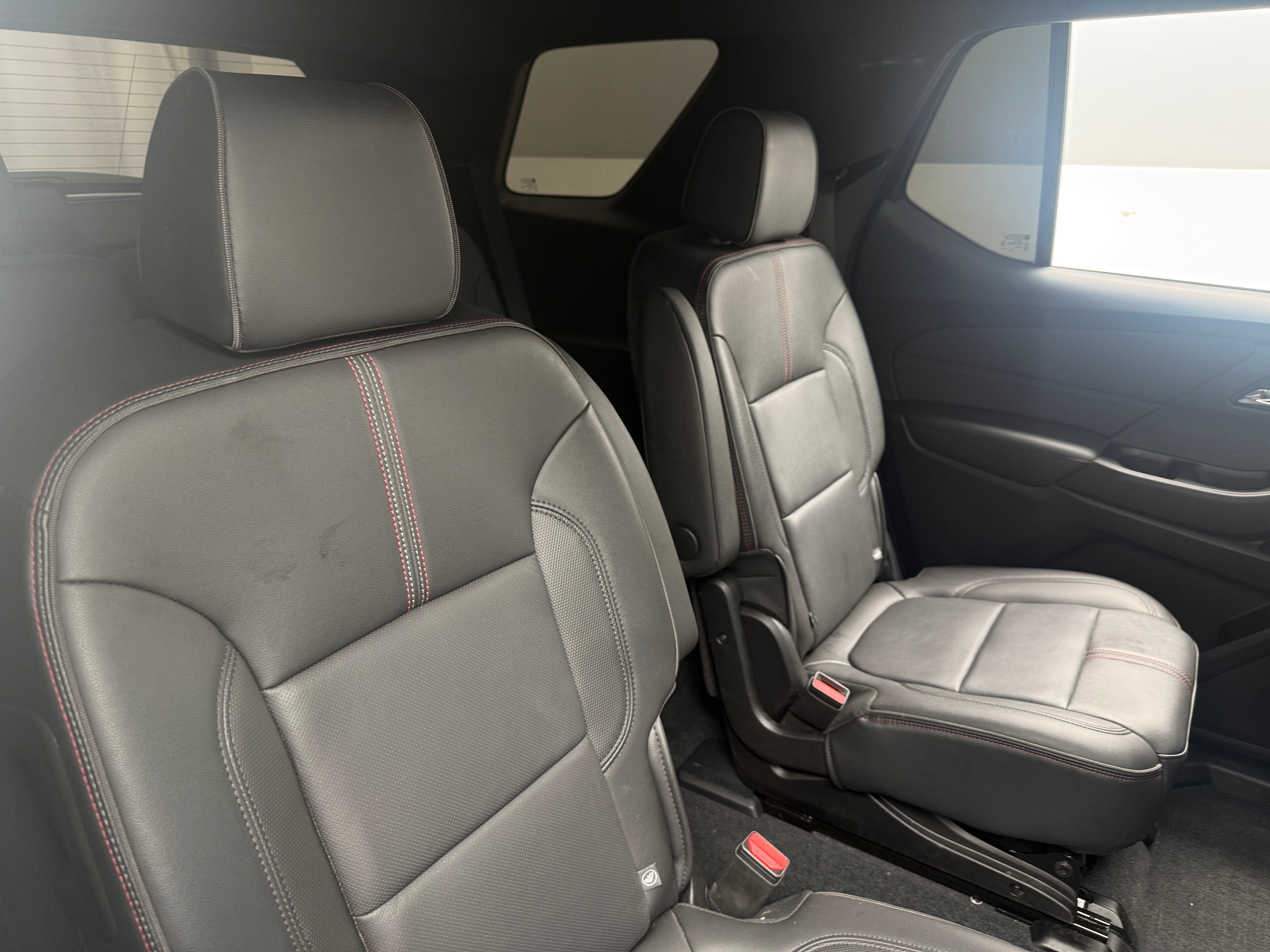 2023 Chevrolet Traverse RS - Photo 6