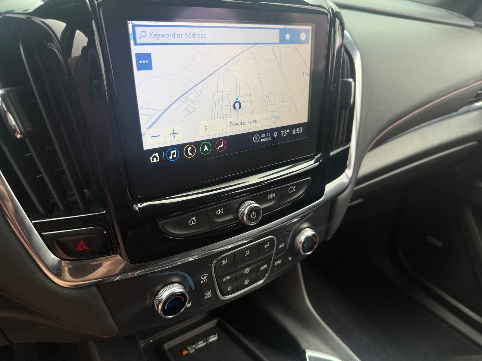 Thumbnail: 2023 Chevrolet Traverse - 3