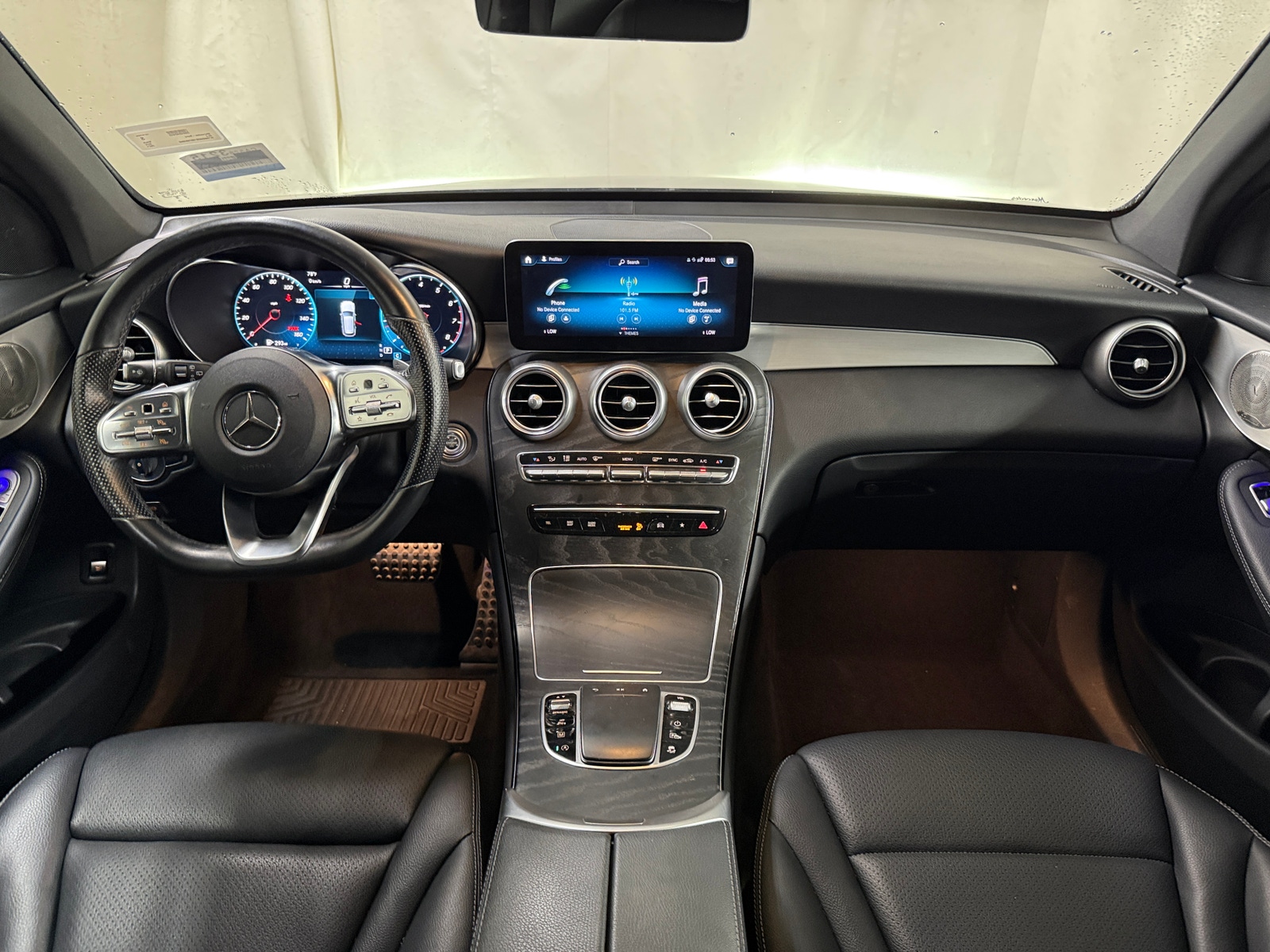 Thumbnail: 2021 Mercedes-Benz GLC - 2