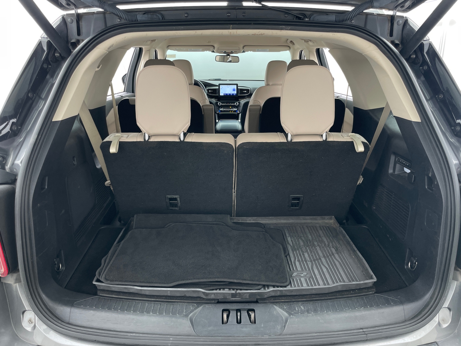 Thumbnail: 2021 Ford Explorer - 6