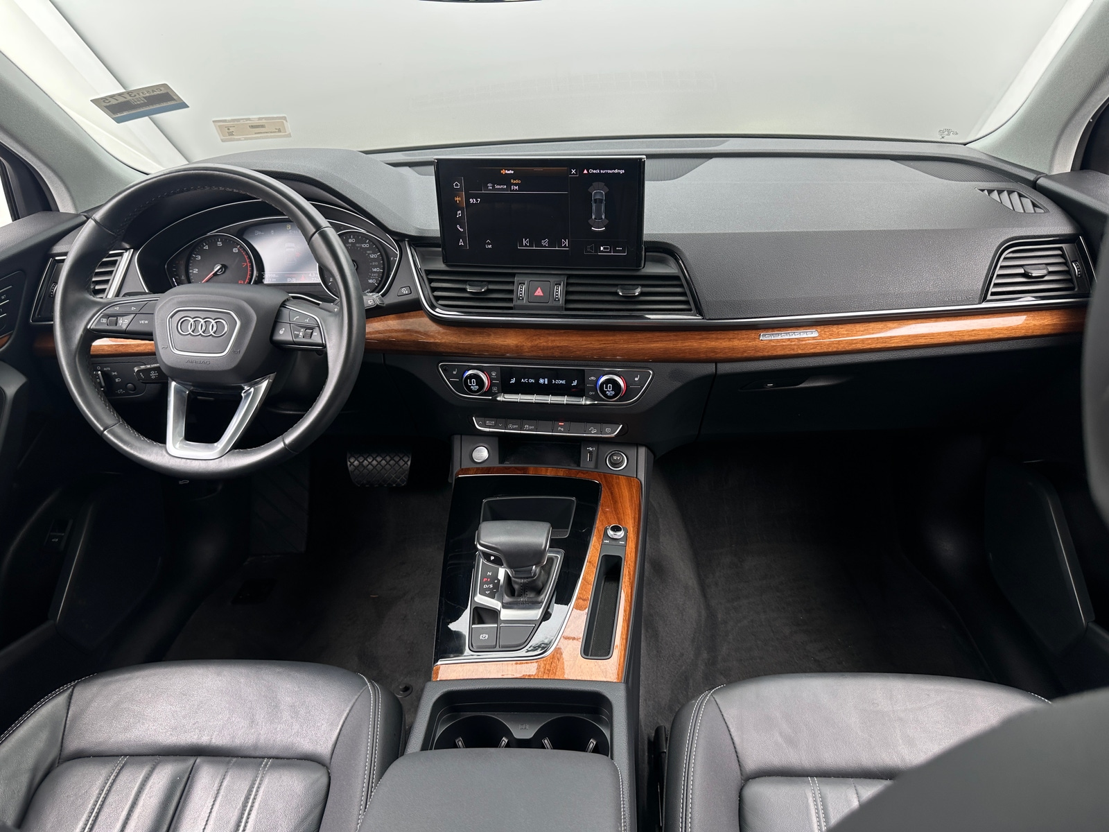 Thumbnail: 2023 Audi Q5 - 2
