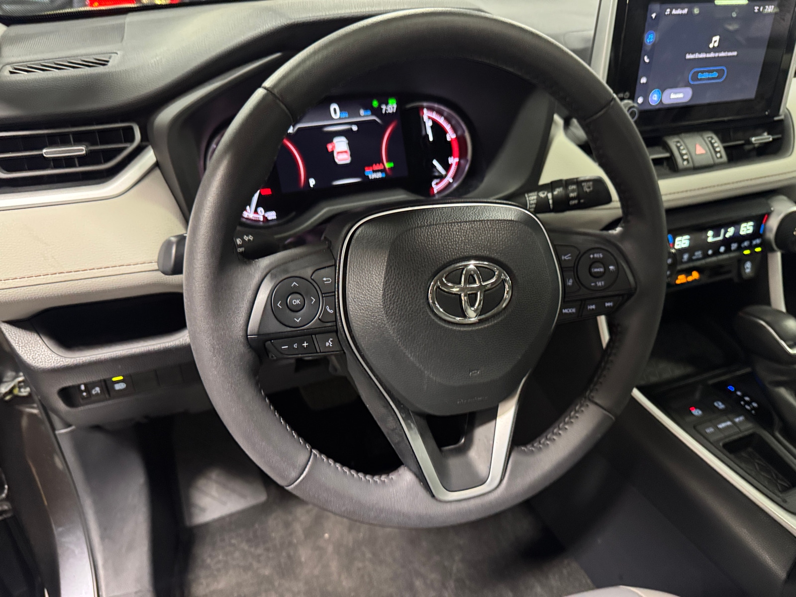 Thumbnail: 2024 Toyota RAV4 - 4