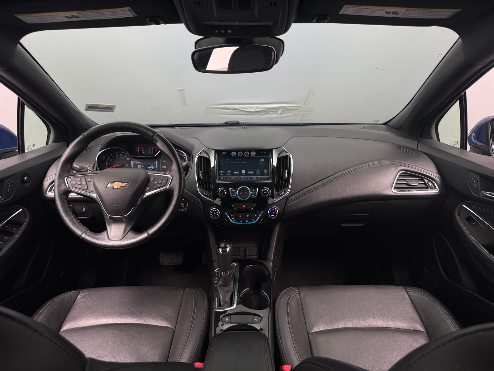 Thumbnail: 2018 Chevrolet Cruze - 2