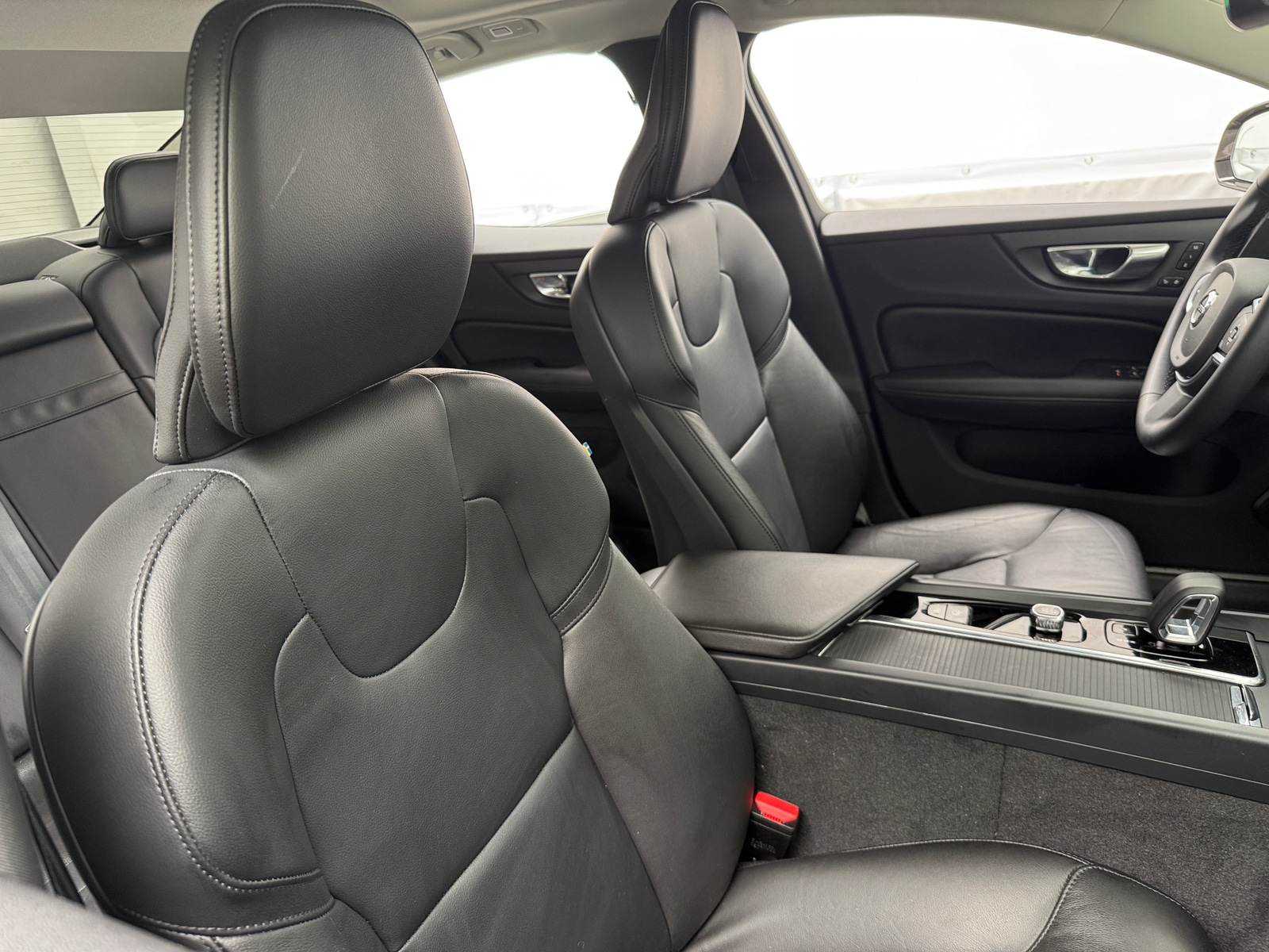 Thumbnail: 2023 Volvo S60 - 2