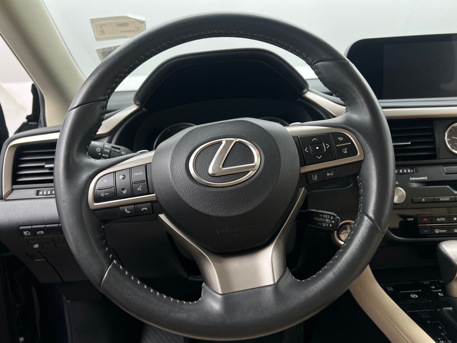 Thumbnail: 2022 Lexus RX - 4