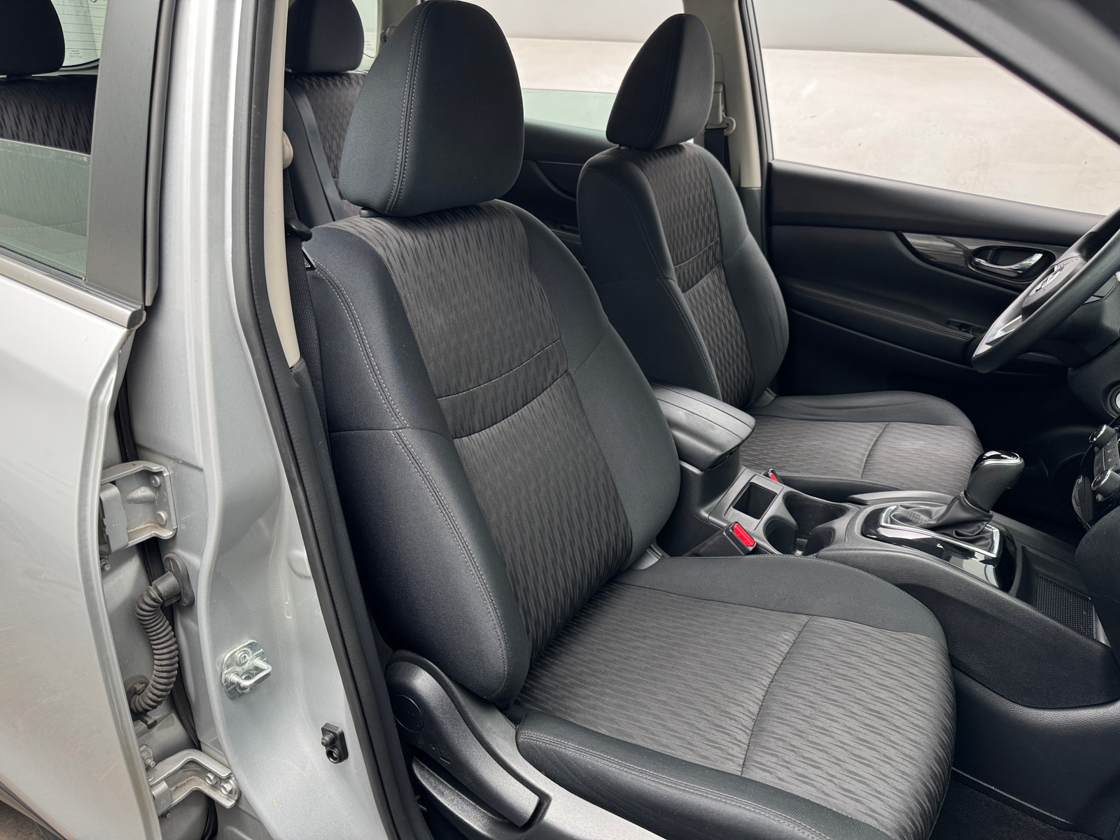Thumbnail: 2018 Nissan Rogue - 2