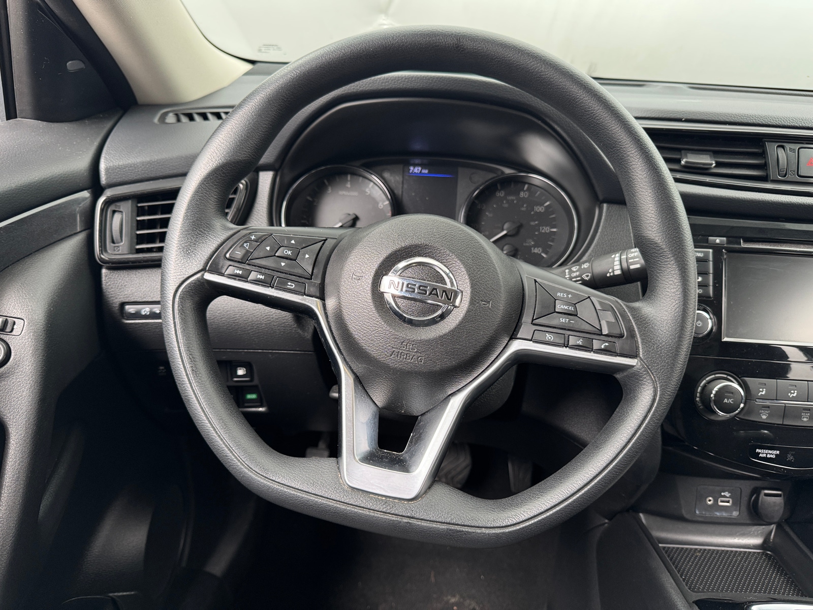 Thumbnail: 2018 Nissan Rogue - 5
