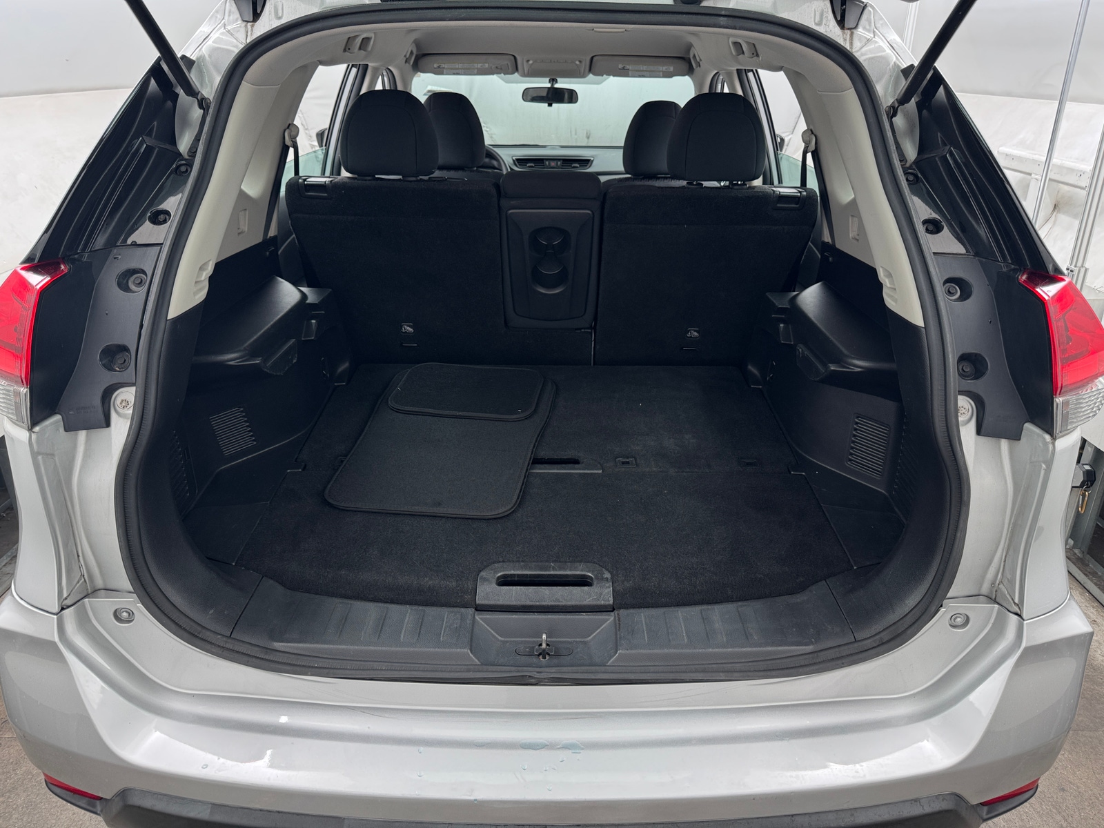 Thumbnail: 2018 Nissan Rogue - 7