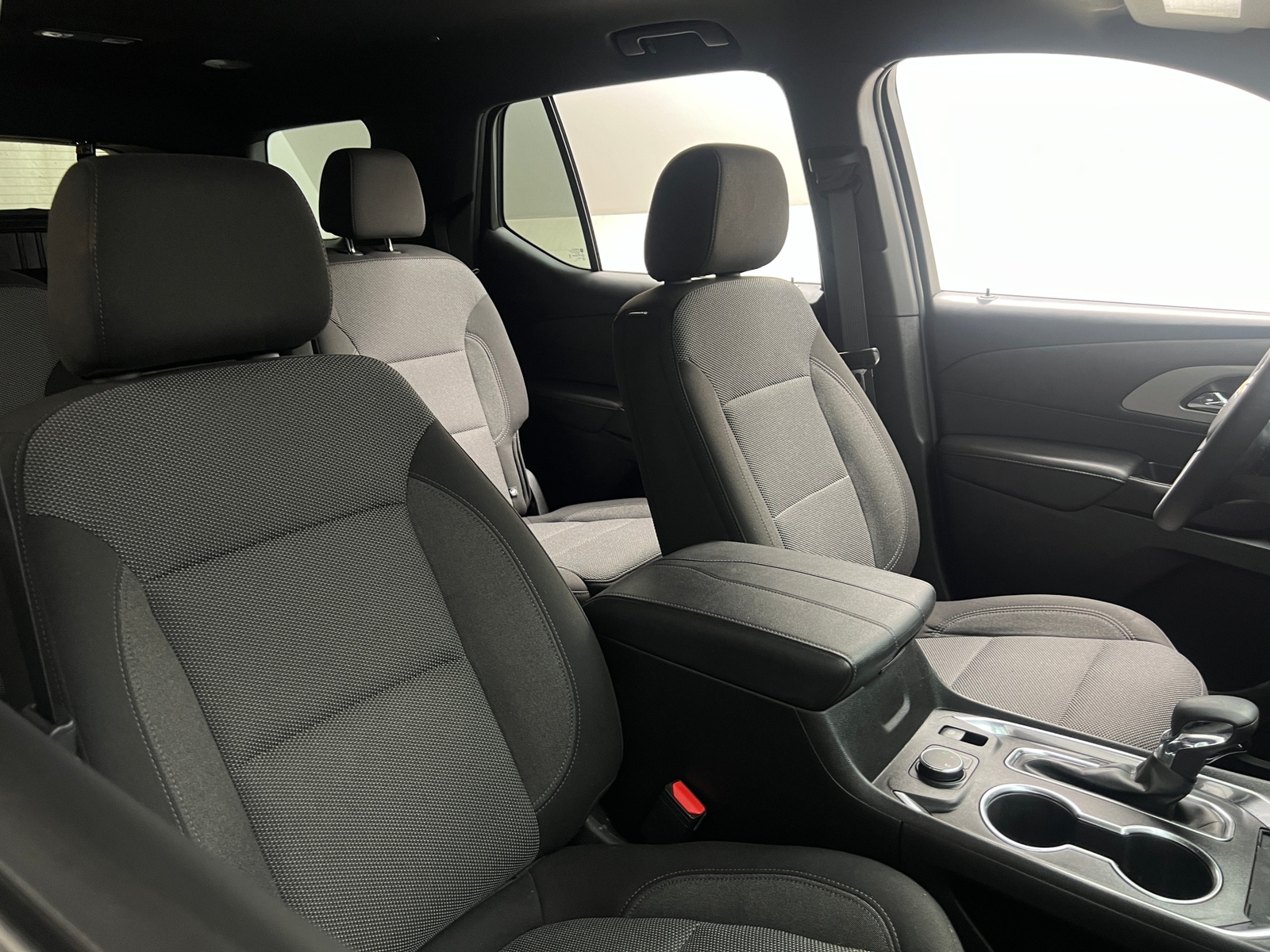 Thumbnail: 2023 Chevrolet Traverse - 2