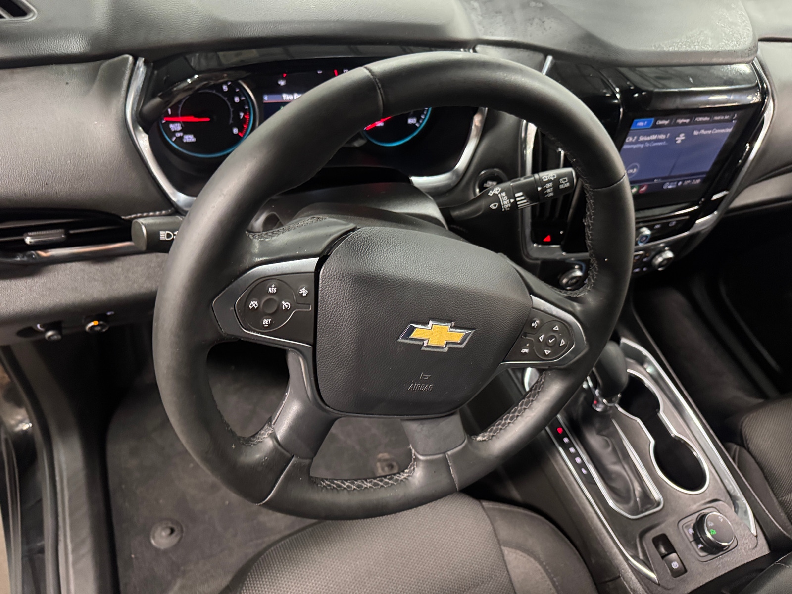 Thumbnail: 2023 Chevrolet Traverse - 5