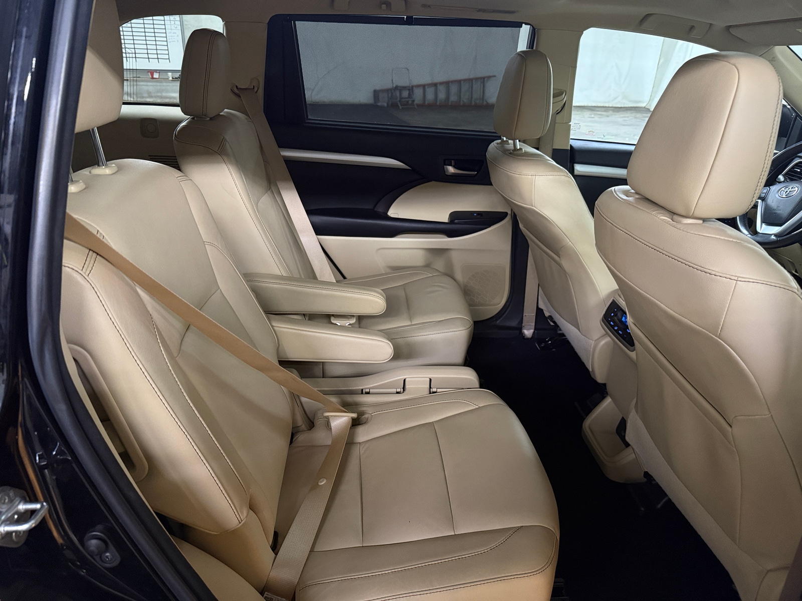 Thumbnail: 2018 Toyota Highlander - 5