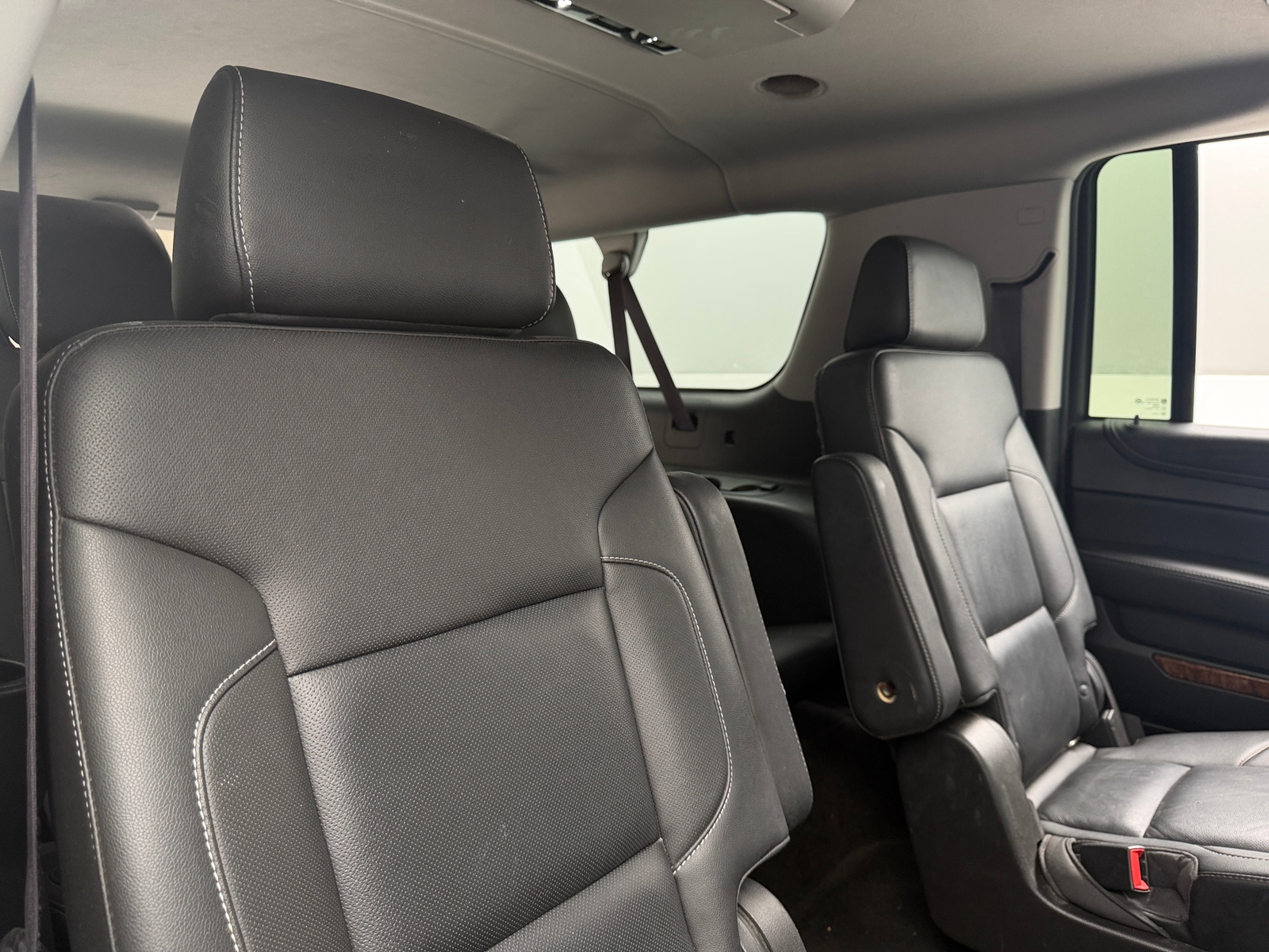 Thumbnail: 2016 Chevrolet Suburban - 5