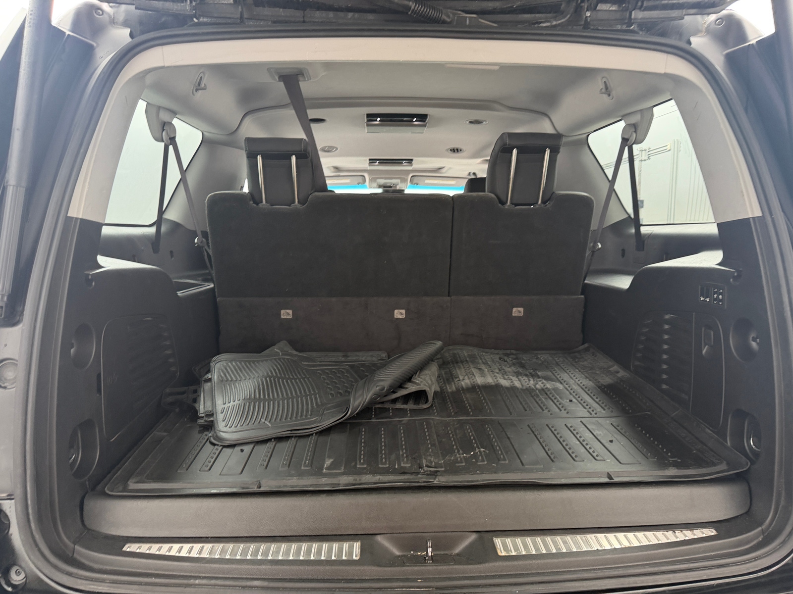 Thumbnail: 2016 Chevrolet Suburban - 6