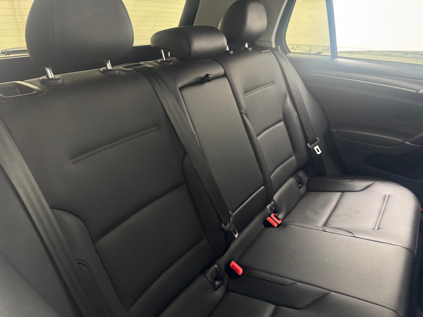 Thumbnail: 2019 Volkswagen e-Golf - 5